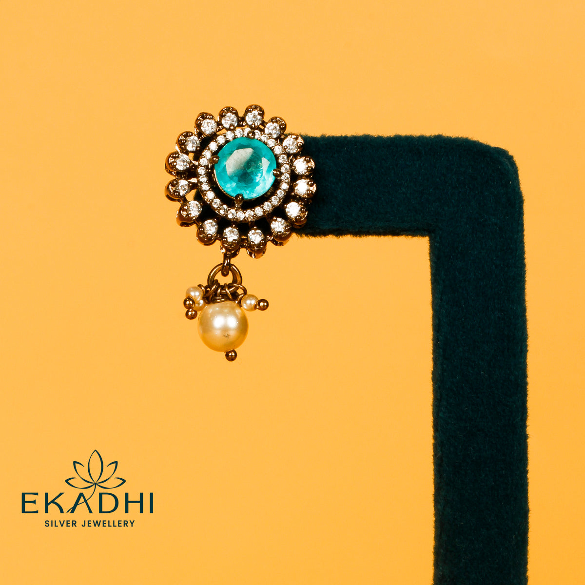 HJ7740 - VICTORIAN EARRING