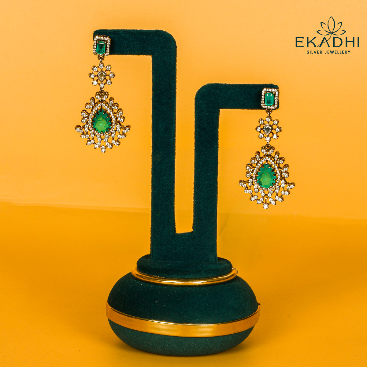 HJ7766 - VICTORIAN EARRING