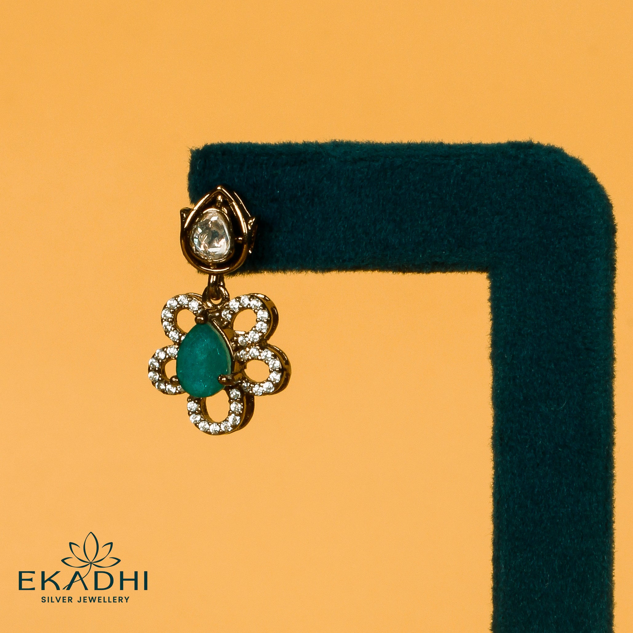 HJ7793 - VICTORIAN EARRING