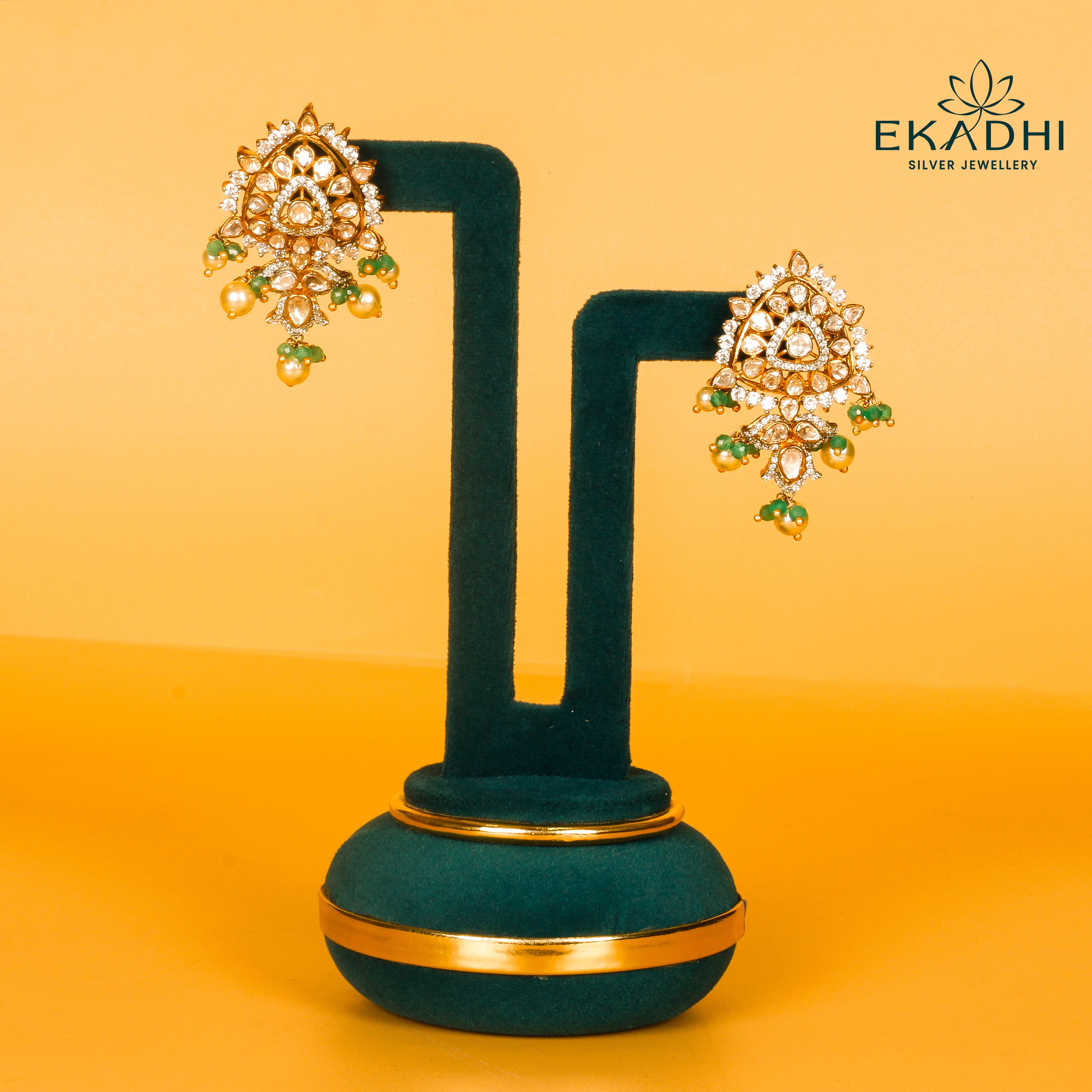 HJ8145 - VICTORIAN EARRING