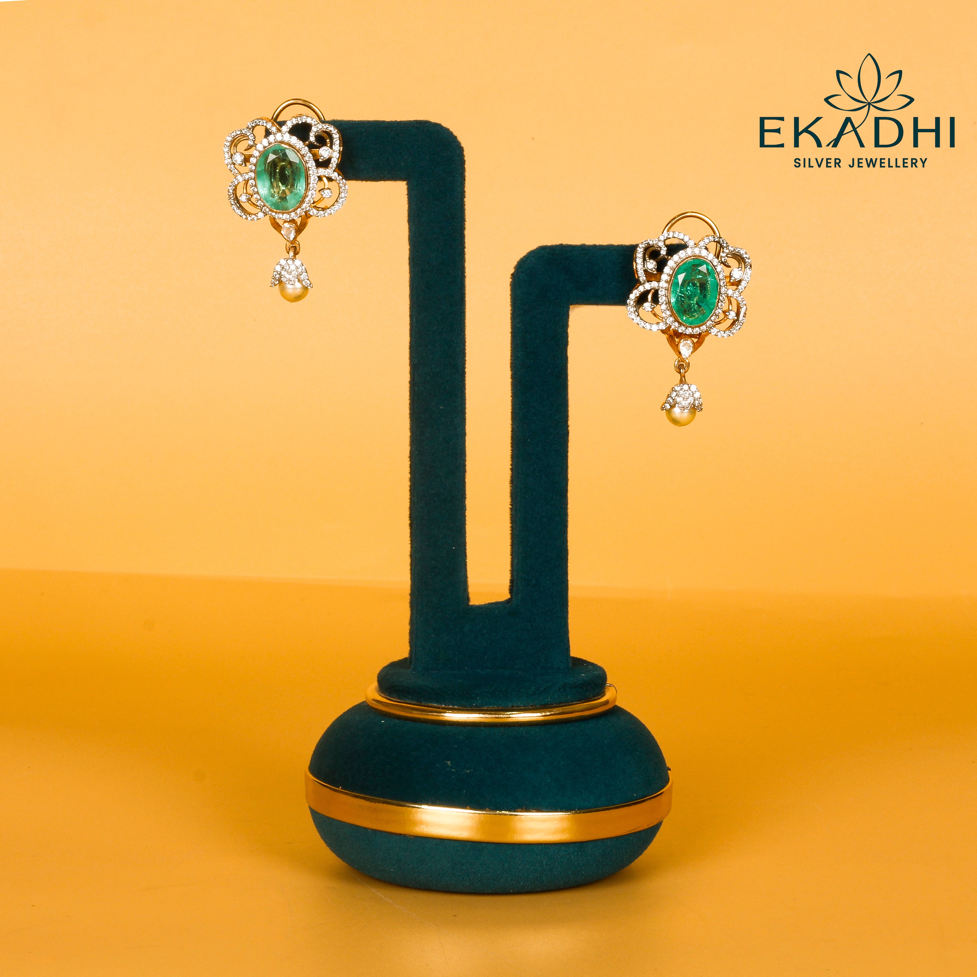 HJ8249 - VICTORIAN EARRING