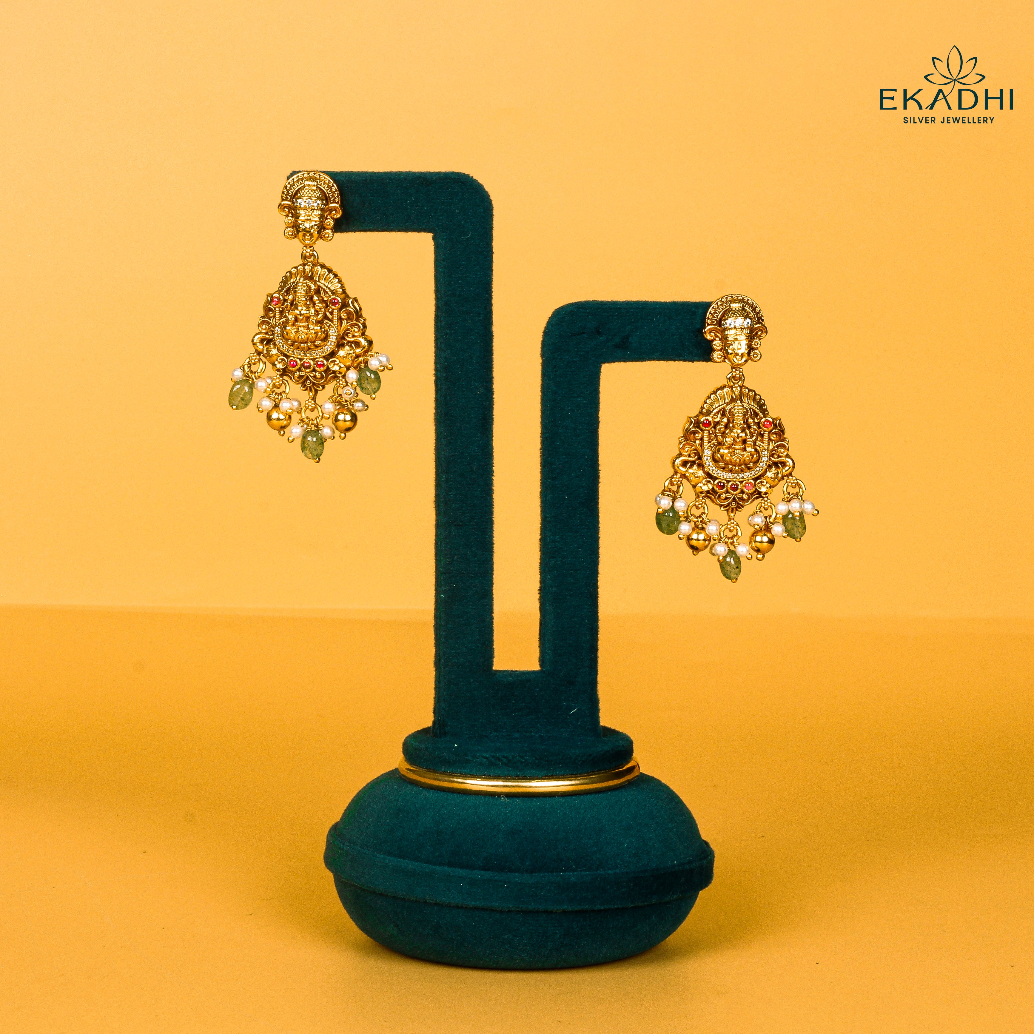 HJ8803 - NAKSHI ULW EARRING