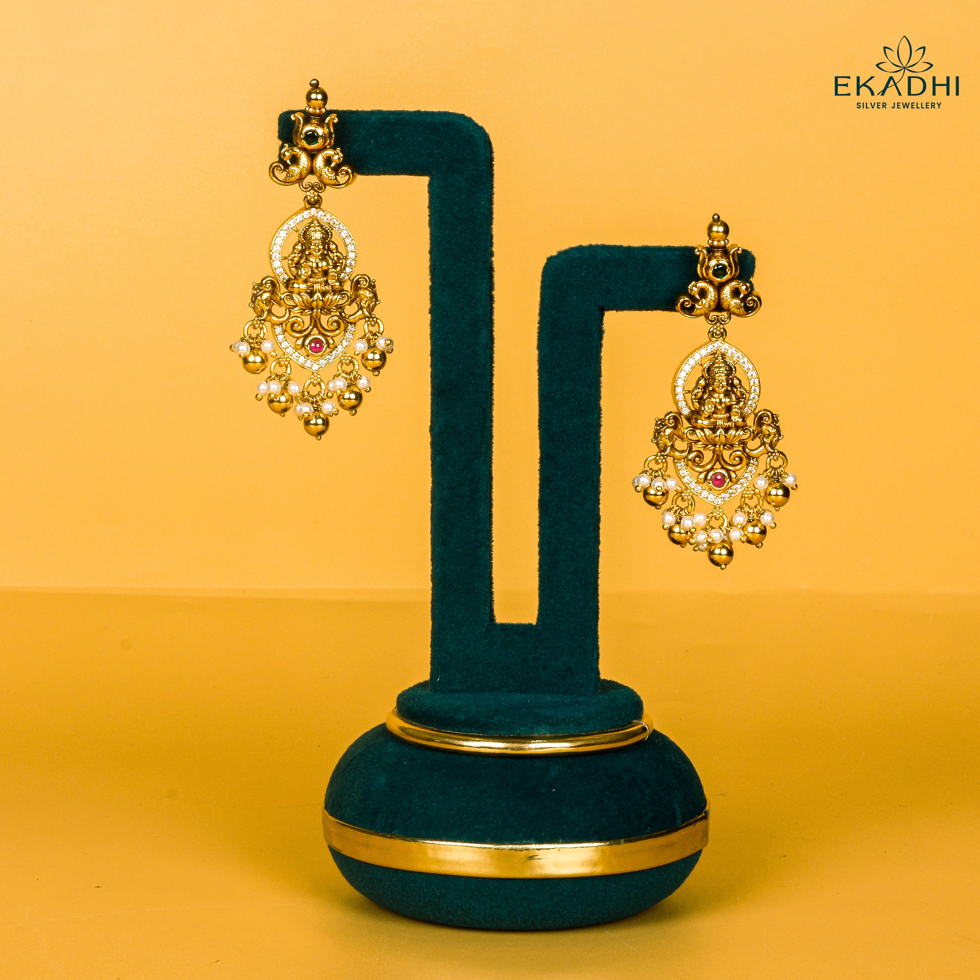 HJ8815 - NAKSHI ULW EARRING